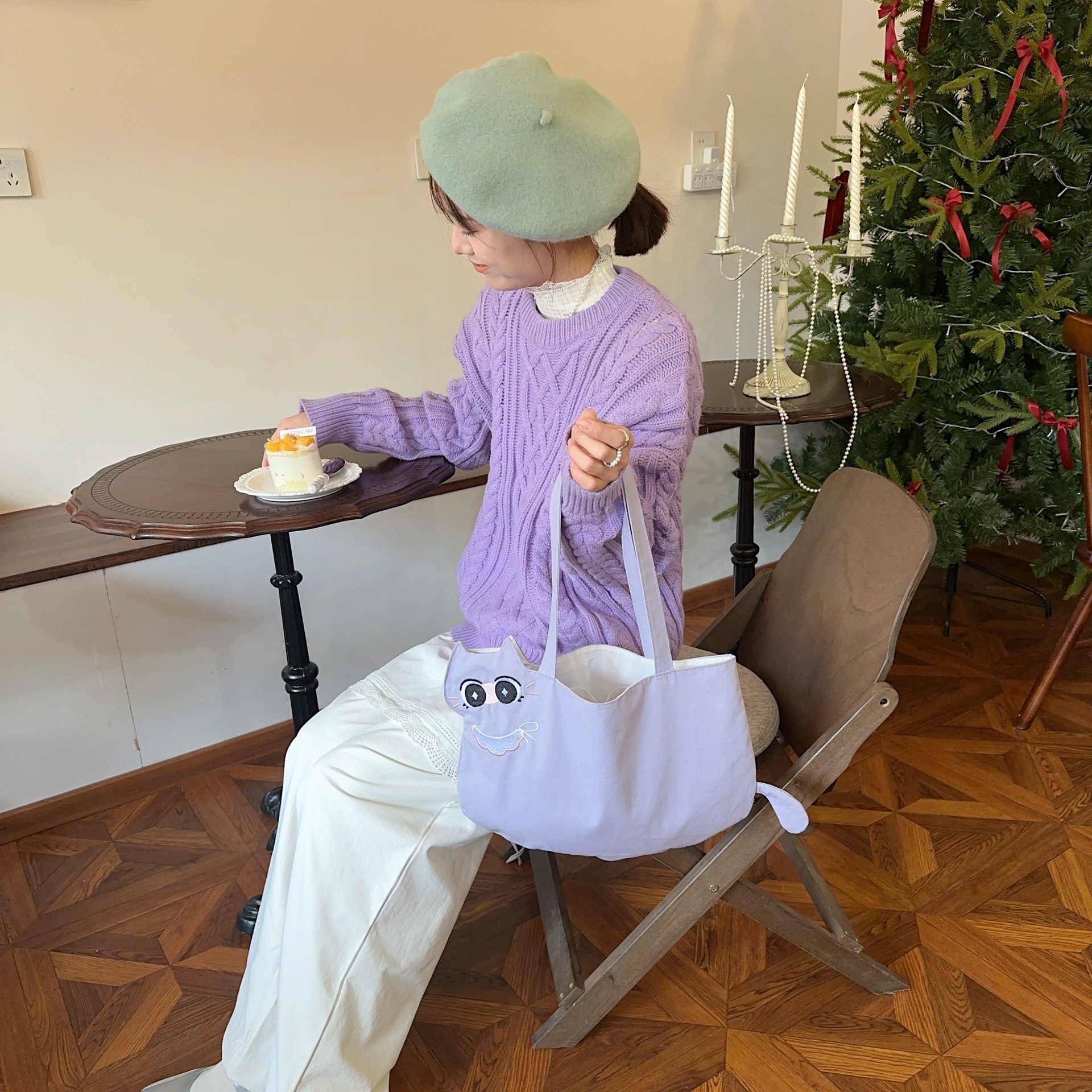 Women's Canvas Cat Cute Square Open Tote Bag display picture 4