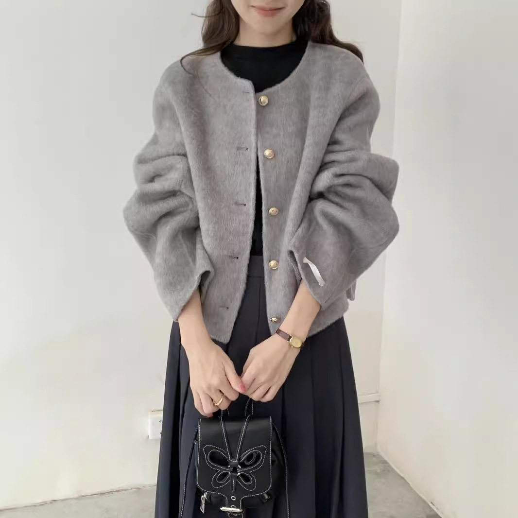 6806韩版25冬季新款金属扣小香风羊毛大衣短款圆领宽松慵懒外套女