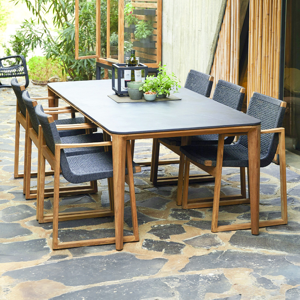 Mesa y silla al aire libre combinación de patio jardín terraza mesa moderna minimalista hotel villa impermeable solar madera maciza mesa larga