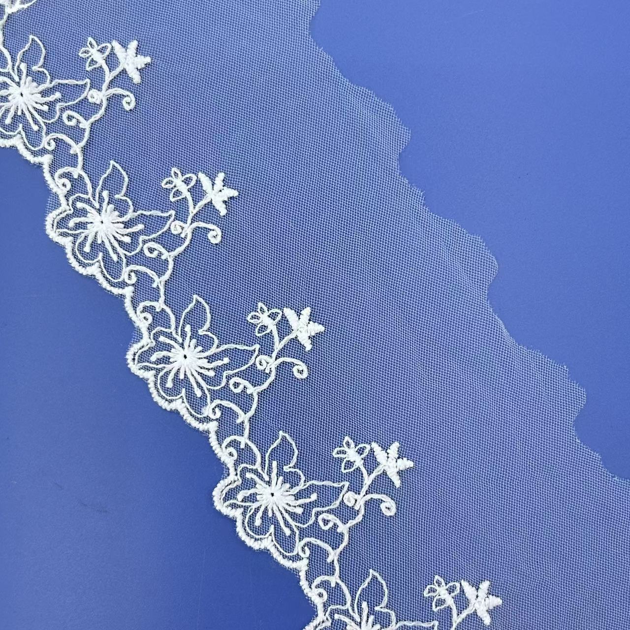 牛奶丝线网纱蕾丝花边刺绣百合花图纹 DIY服装花边辅料裙摆装饰