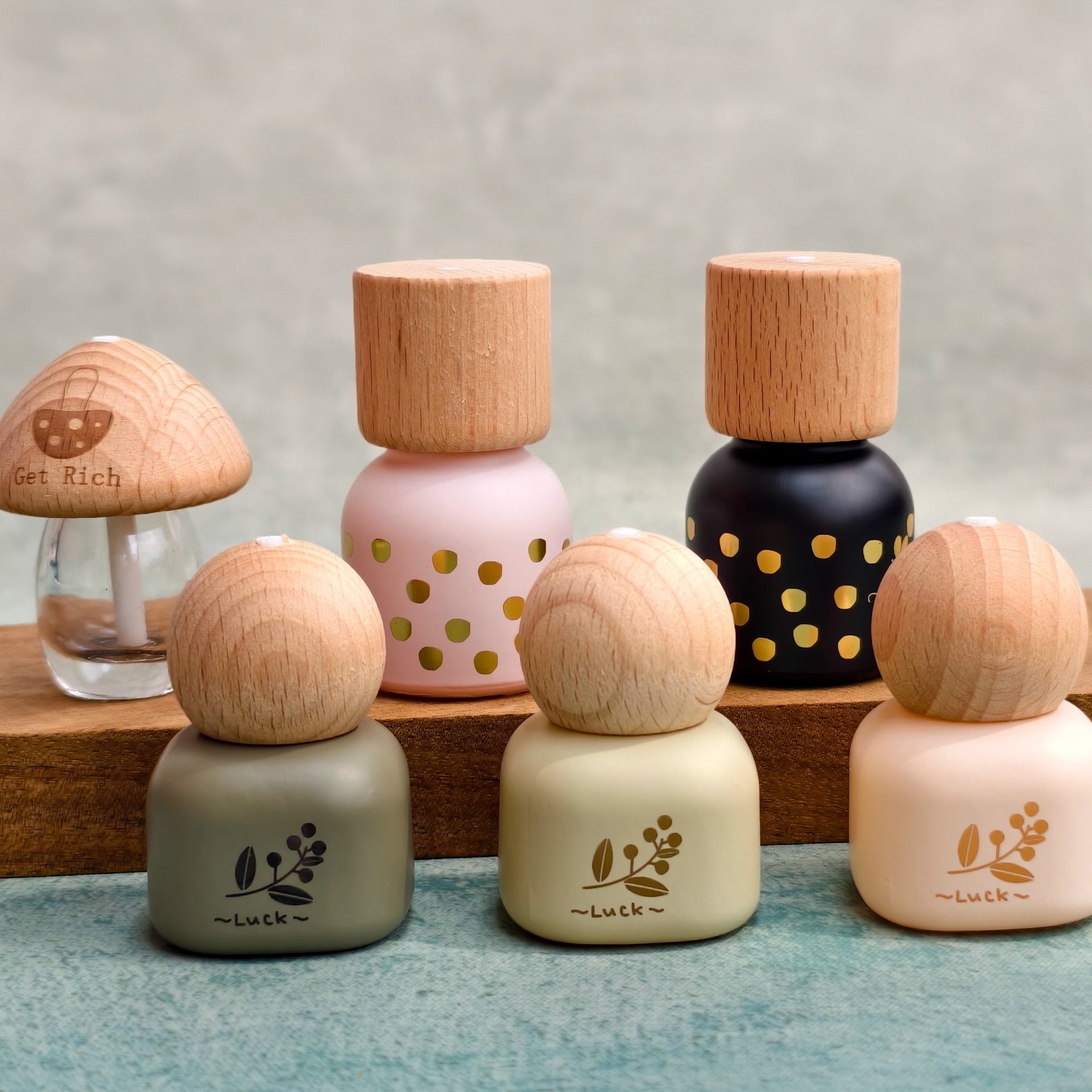 香水香精香薰液精油挥发瓶香氛散香扩散器挥发木迷你香薰瓶小摆件