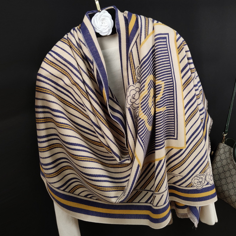Bufanda corta de cachemira sintética con rayas coreanas, chal largo y grueso de invierno para mujer, nueva moda 2023_voghion.com