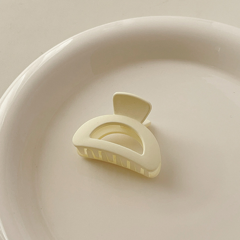 Elegant Lady Women's Flower Fish Shark Plastic Hair Clip Hair Claws display picture 9