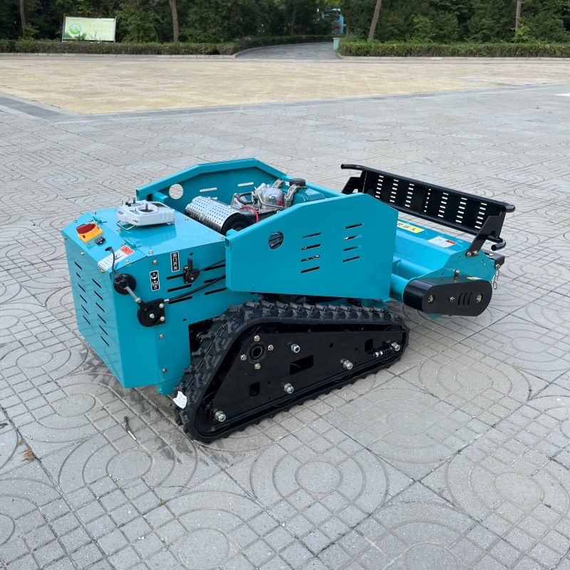 履带甩刀不怕石头除草机全地形果园自动割草机柴油割草碎草一体机