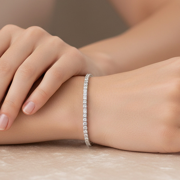 Tennis fashionable design bracelet with zircon