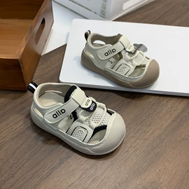 童运动鞋;童凉鞋;童皮鞋