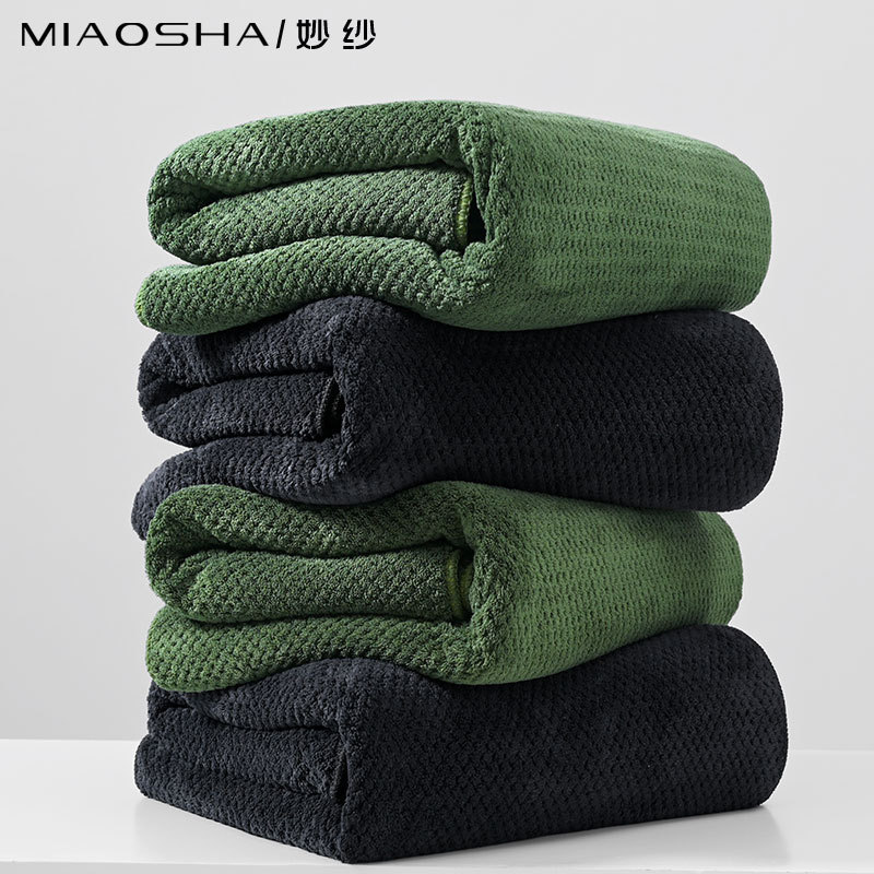 Coral Velvet Bath Towel Wholesale Black Pineapple Grid Extra Large Bath Towel Soft Absorbent Quick Drying Cross-Border Labeling and Delivery