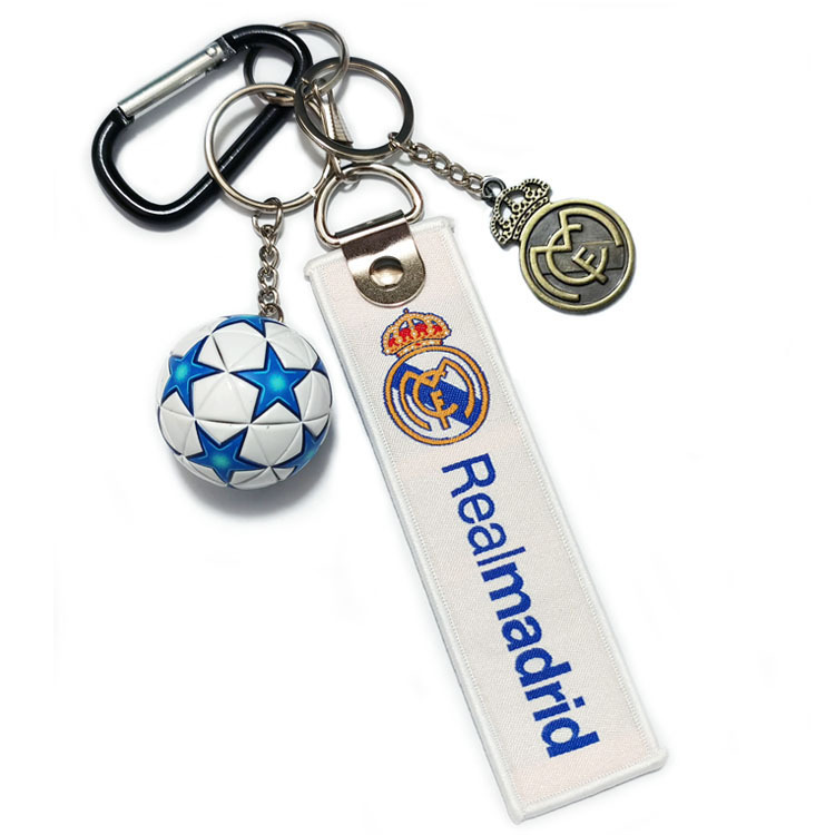 Real Madrid Riyadh Victory Inter Milan Chelsea Ac Milan Football Team Emblem Keychain Pendant Souvenir Small Gift