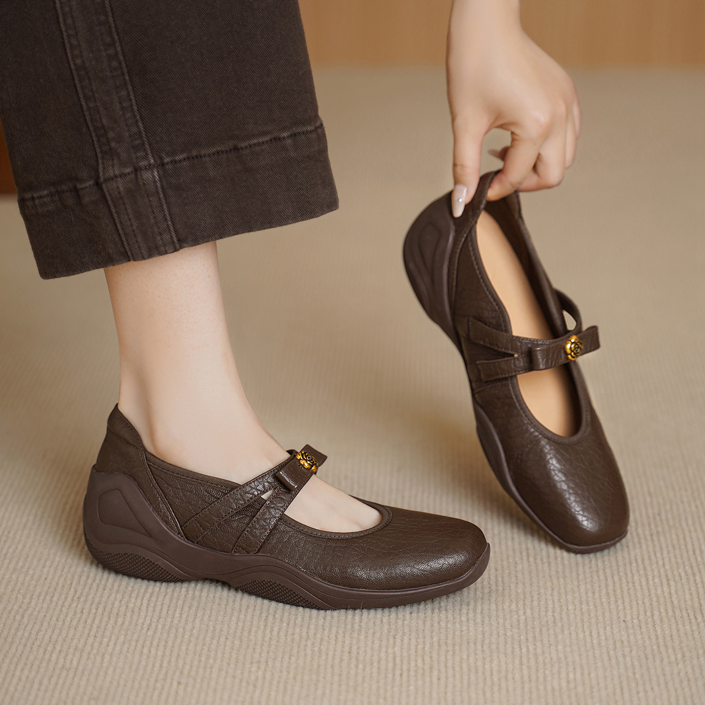 Giày Mary Jane nữ da cừu mềm đế xuồng thấp quai ngang — màu nâu
