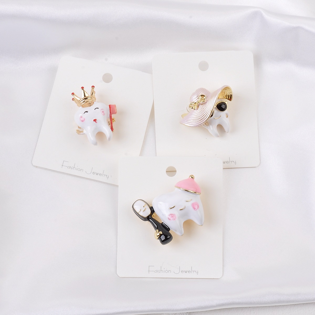 Cartoon Style Cute Teeth Alloy Enamel Women's Brooches display picture 7