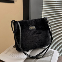 �����r��ë�q����Ů2025���e���s�ٴ������ͨ�����ذ������