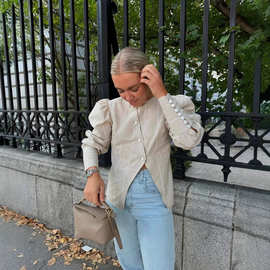 街头实拍新品泡泡袖不规则斜边扣修身衬衫跨境高级设计感衬衫上衣