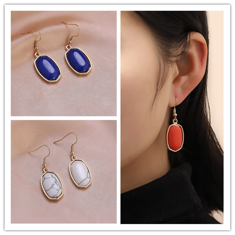 1 Pair Retro Rhombus Alloy Plating Women's Drop Earrings display picture 2