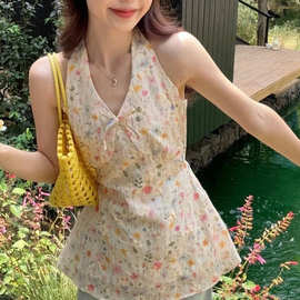 甜美设计感v领挂脖无袖背心吊带女夏季碎花刺绣衬衫小上衣图片色