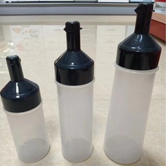プラスチック蓋付き油瓶押出瓶食品級味噌汁瓶トマトサラダ押出分注瓶蜂蜜瓶ジャム瓶