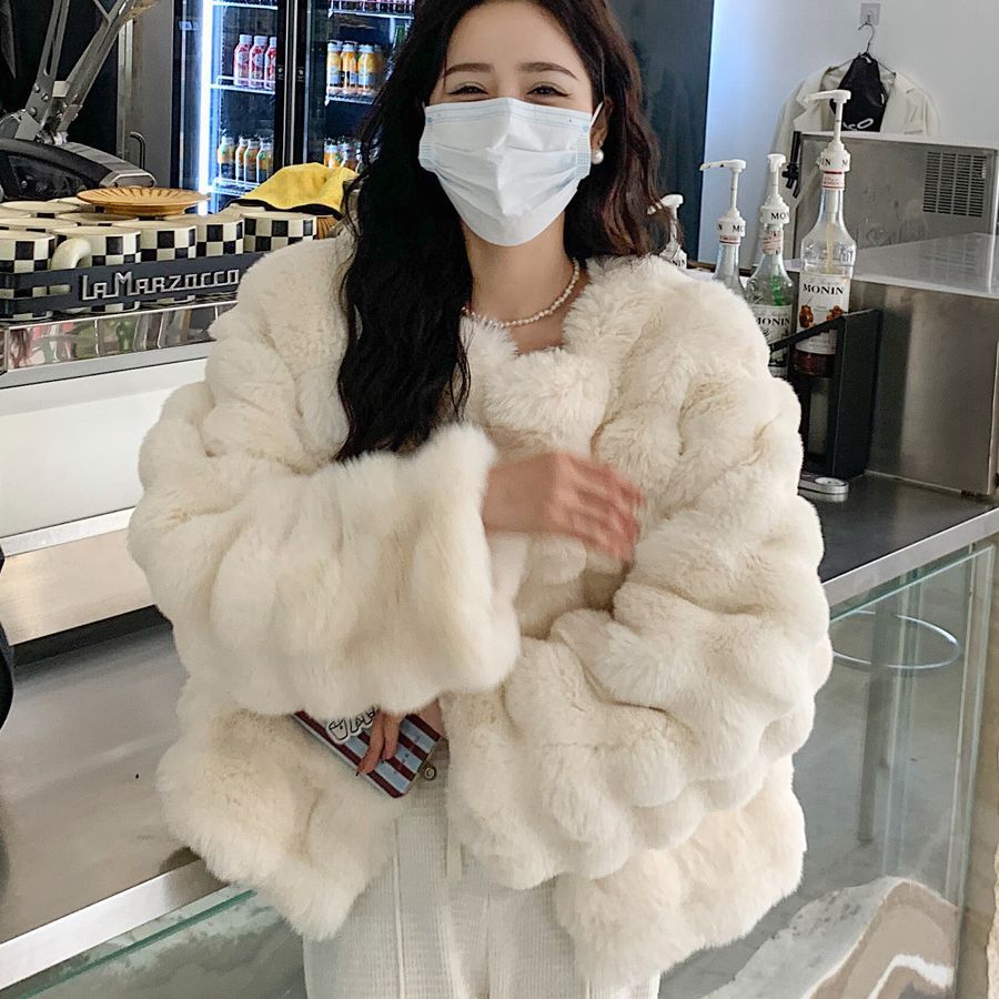 冬季环保兔毛皮草短外套2024韩版气质羊羔毛女装加厚保暖毛毛上衣