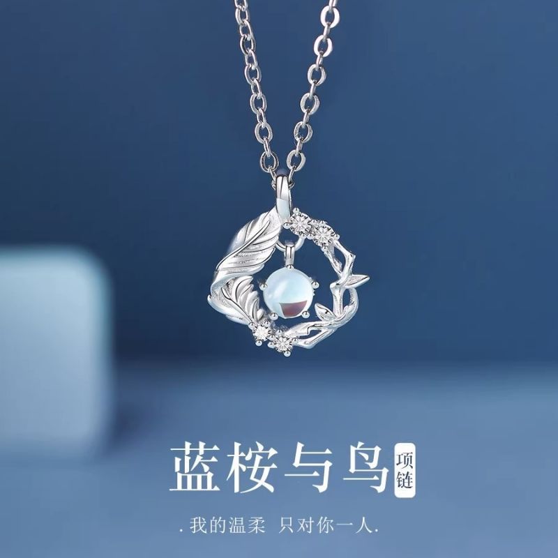 소녀들을 위한 블루 유칼립투스와 새 목걸이, 가벼운 럭셔리 틈새 달빛 돌 쇄골 체인, 여자 친구를 위한 중국 발렌타인 데이 선물 도매