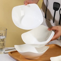 純白の四隅プレート家庭用ボウルとプレートサラダボウルフルーツプレートセラミック食器コーナーボウル四隅プレート卸売高白