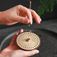 ��̩���Y����ɫ�����������҃�Ѭ����L�U����t�����Y�����b