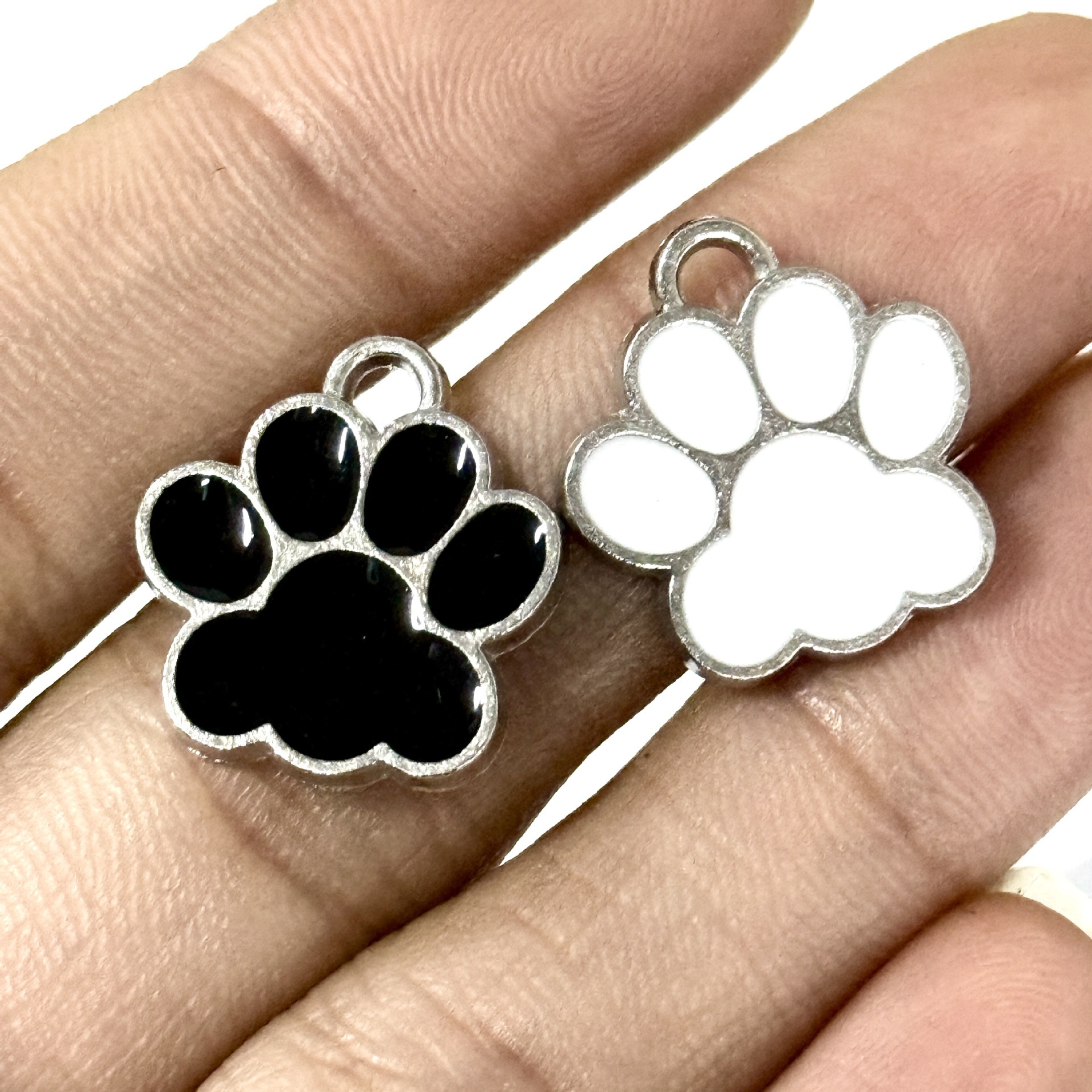 オイルドリップフットプリントペンダント漫画かわいい猫猫の爪合金ペンダントネックレスブレスレット DIY ジュエリーアクセサリー