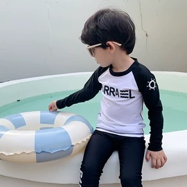 儿童泳衣;童套装;游泳圈