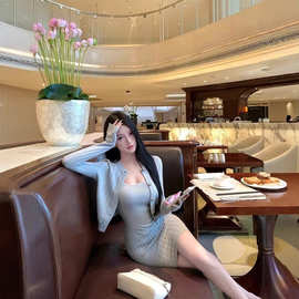 小众设计气质小香风针织款蓝色镂空长袖开衫包臀收腰连衣裙两件套