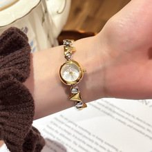 �r�ջ����ֱ����S�羳�����й�С����p�ݎ׺���朱�Ů��ˮʯӢ��