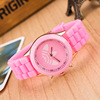 Fashionable silica gel quartz watch suitable for men and women, simple and elegant design