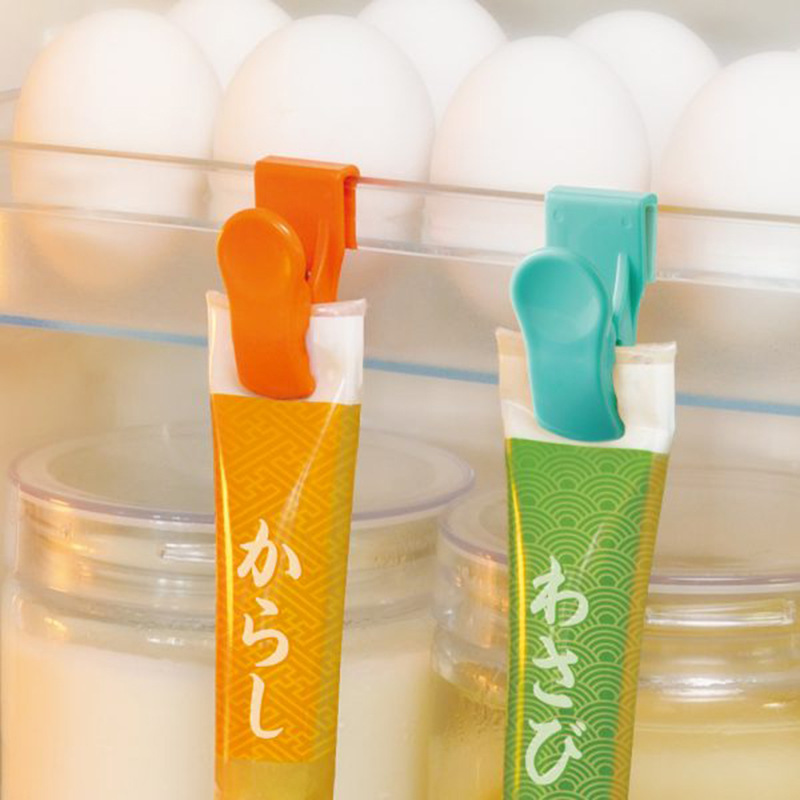 Kitchen Suction Cup Toothbrush Holder Towel Hanging Clip Facial Cleanser Toothpaste Toiletries Storage Hanging Clip Kitchen Item Clip