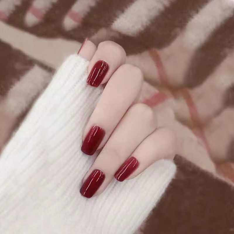 Uñas postizas de color sólido con punta plana, manicura en tono burdeos oscuro que realza y da un aspecto moderno, uñas postizas largas de gran venta.