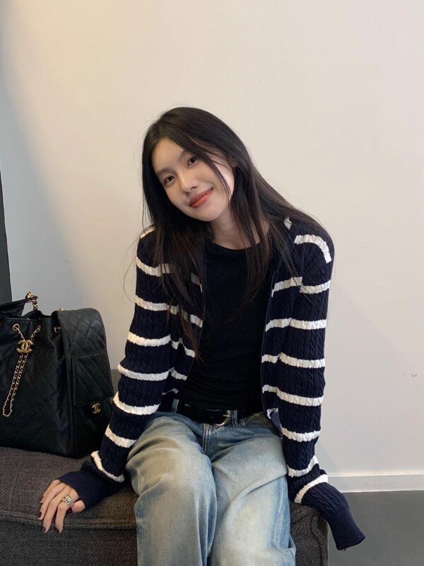 藏青色条纹连帽麻花针织开衫外套女韩系氛围感早秋季穿搭毛衣上衣|undefined