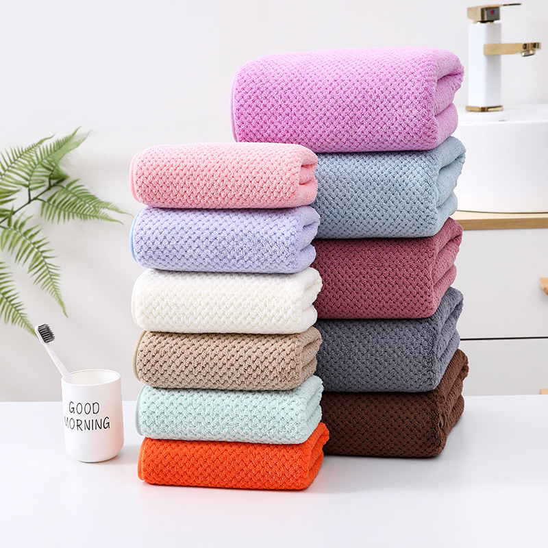 Carefully Selected Pineapple Grid Bath Towels, Coral Fleece, Soft and Absorbent, Wholesale from Manufacturer, Suitable for Men and Women, Lint-Free Large Towels Carefully Selected Pineapple Grid Bath Towels, Coral Fleece, Soft and Absorbent, Wholesale from Manufacturer, Suitable for Men and Women, Lint-Free Large Towels