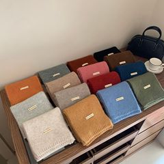 無標キャンディーウール混紡は首を囲んで保温するマフラー秋の冬に厚いニットの高級純色の学生を配合している