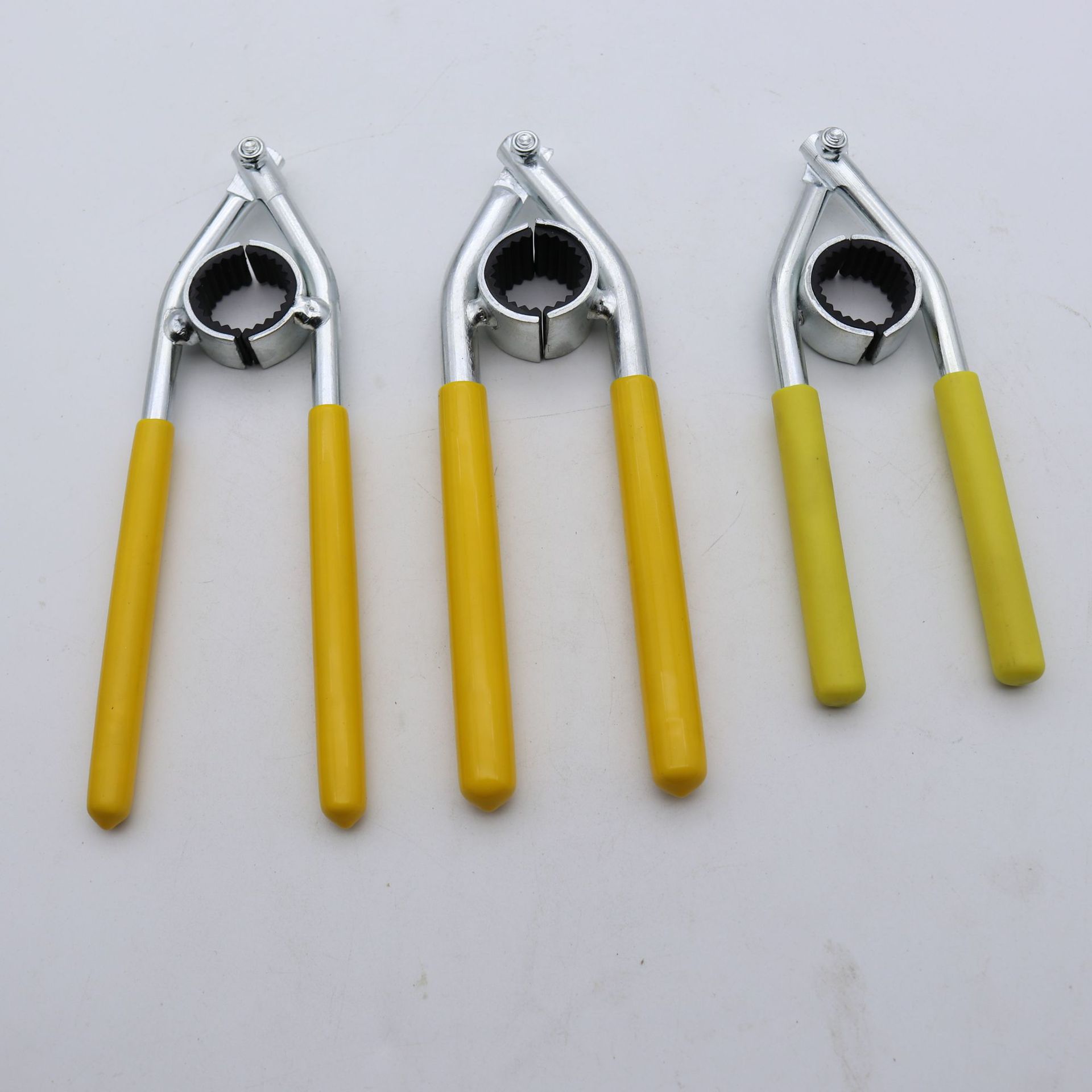 水龙头出水嘴拆卸扳手面盆过滤嘴拧松紧金属扳手起泡器圆形钳工具