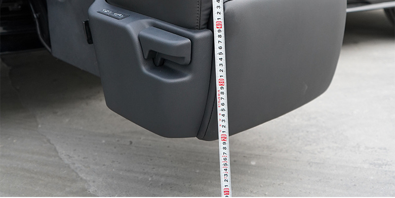 Suitable for the Middle Door of the Senna, the Upper and Lower Seats Are Original Car Comfort Seats, Making It Easy and Convenient for Family Travel