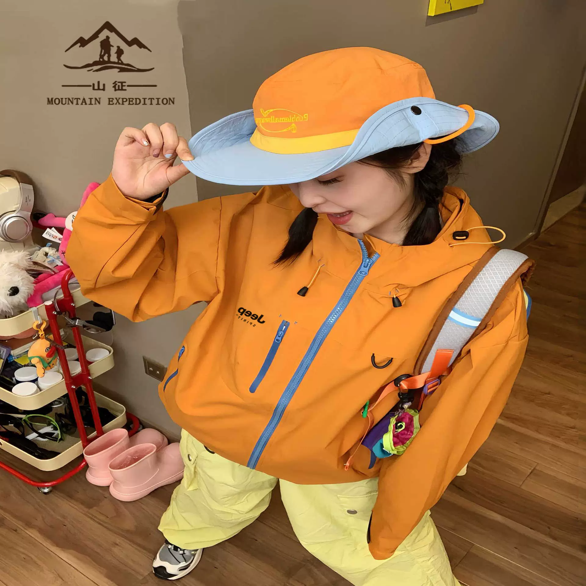 多巴胺冲锋衣女2025新款春秋季小个子户外三合一爬山穿搭外套