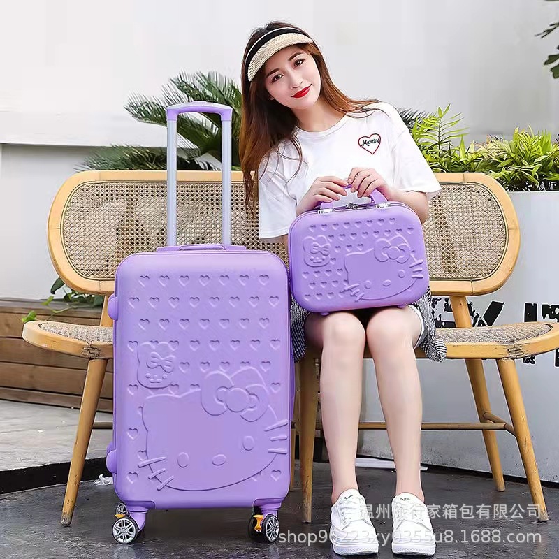 ee77045fe34aca88424f401a796d5d