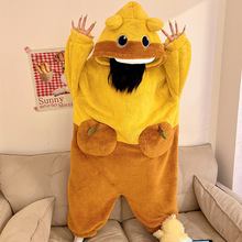 法兰绒睡衣秋冬卡通水豚噜噜连帽加绒女可外穿趣味搞怪连体家居服