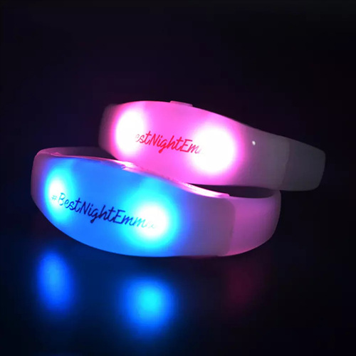 LED Light-Up Wristband for Outdoor Concerts - Cheer Prop with 15 Colors Remote Control