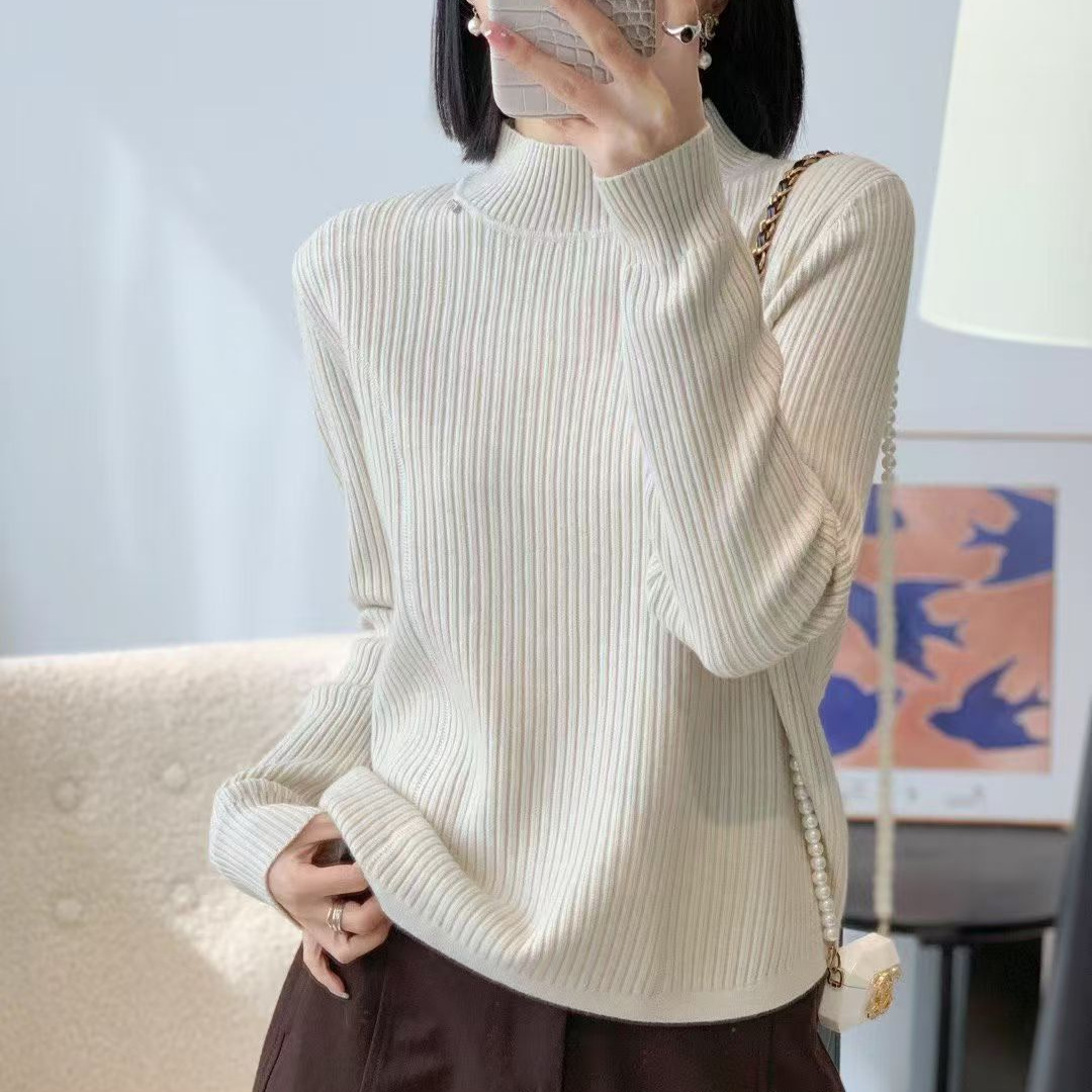 谷系列进店必拍2025冬季厚款中领坑条打底毛衣女8389