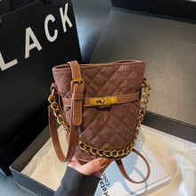 �羳Ů��2026�¿�μ�б��С�����W�t�n���֙C�����С���L��Ƥ�q