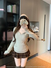 韩系气质慵懒V领麻花收腰连帽针织衫女初秋高腰百搭格子裙两件套