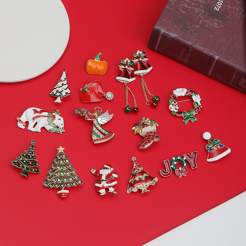 Manufacturer wholesale Christmas gift brooches Christmas snowflakes elk garland bells cross-border Christmas tree dripping ornaments