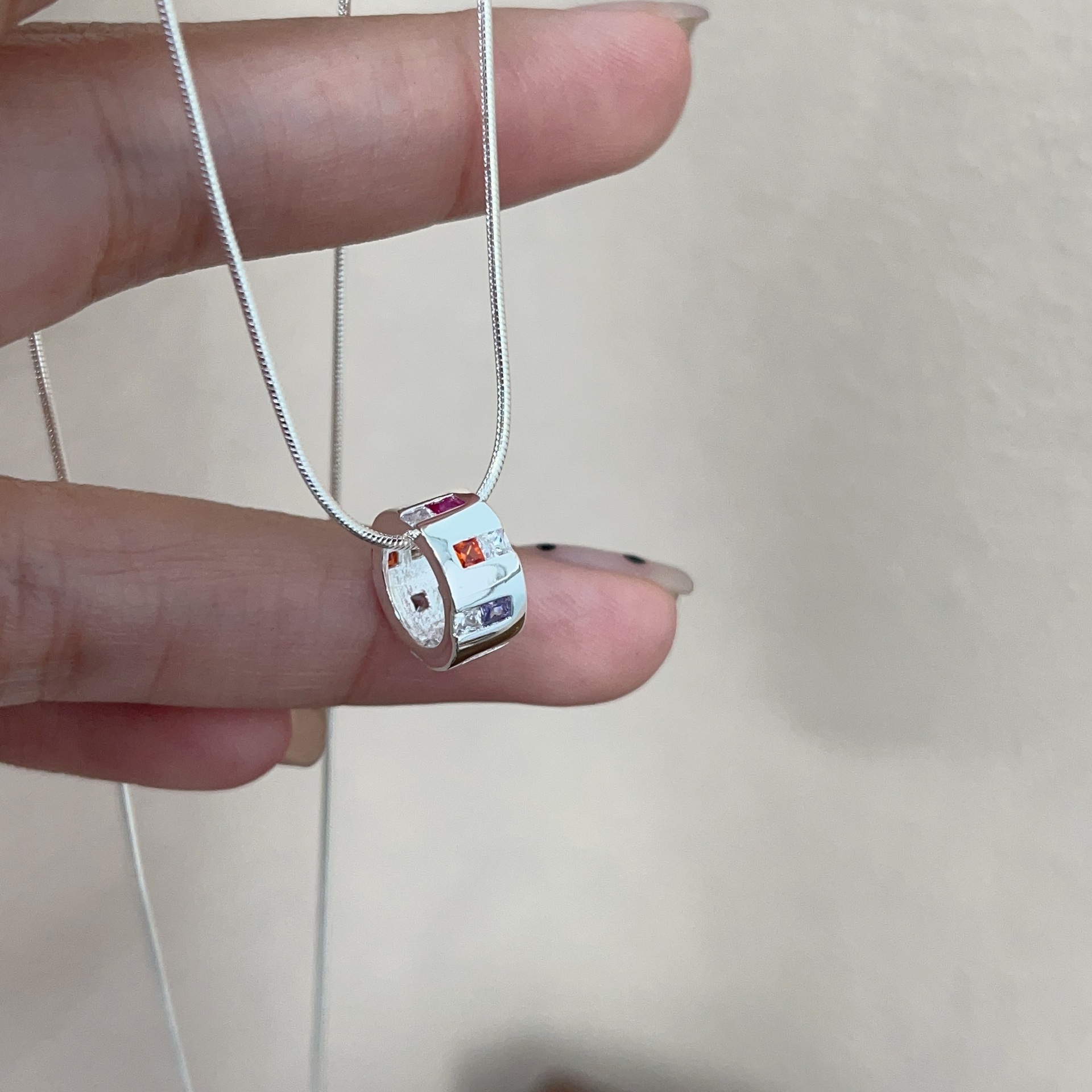 10591e9f200049e4de096b17b8351a