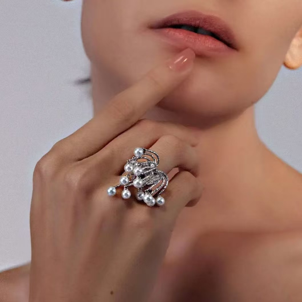 French, Vintage, Graceful, Timeless New Autumn/Winter Light Luxury Water Pearl Ring, Gentle Fireworks Adjustable High-End Ring For Women_voghion.com