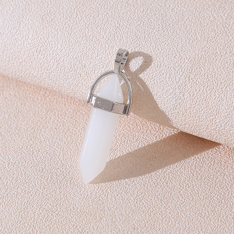 Venta caliente transfronteriza piedra natural amatista cristal rosa colgante de columna hexagonal collar de bala de doble punta colgante único al por mayor