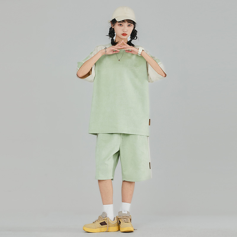 Pantalones cortos de manga corta de hombre gris oscuro letras bordadas estudiantes de secundaria guapo estilo coreano conjunto completo de ropa deportiva 28018