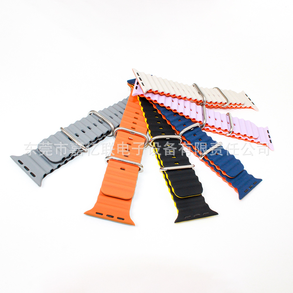 Two-Color Marine Silicone Strap with Spring Buckle Suitable for Apple Smart Watch S8/9 Wholesale Foreign Trade Hot Sale