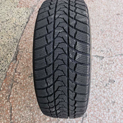 Vehicle tire with anti-skid spikes, winter tires
