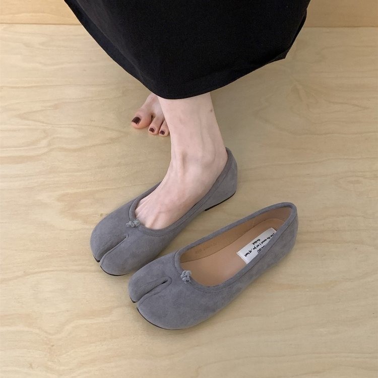2026 verano de moda casual y cómodo nuevo estilo francés dedos de dedos suaves de fondo poco profundo suave zapatos de pezuña de cerdo de noche